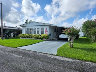 Don't wait!  Act quickly!  This meticulously maintained bungalow on Grasslands Golf and Country Club in Florida - for sale on GolfHomes.com, golf home, golf lot