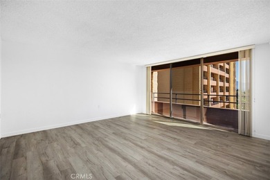 THE LOWEST PRICE *G* UNIT CURRENTLY AVAILABLE AT THE TOWERS on Leisure Village Par 3 Golf Course in California - for sale on GolfHomes.com, golf home, golf lot