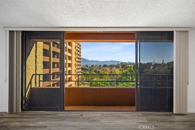 THE LOWEST PRICE *G* UNIT CURRENTLY AVAILABLE AT THE TOWERS on Leisure Village Par 3 Golf Course in California - for sale on GolfHomes.com, golf home, golf lot