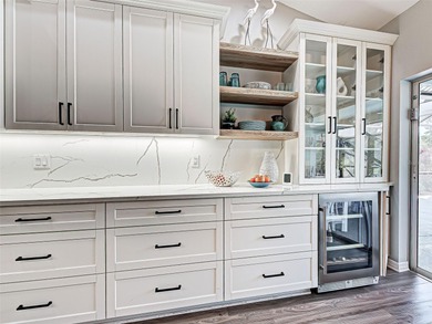 Under contract-accepting backup offers. Gorgeous home, located on Waterford Golf Club in Florida - for sale on GolfHomes.com, golf home, golf lot