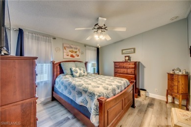 **Charming & Remodeled 2/2 Home in the 55+ Horizon Village on Six Lakes Country Club in Florida - for sale on GolfHomes.com, golf home, golf lot