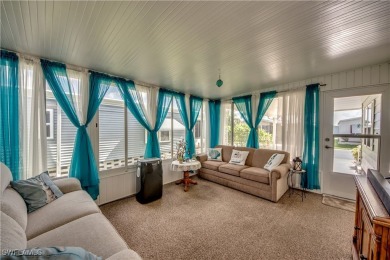 **Charming & Remodeled 2/2 Home in the 55+ Horizon Village on Six Lakes Country Club in Florida - for sale on GolfHomes.com, golf home, golf lot