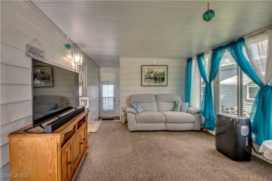 **Charming & Remodeled 2/2 Home in the 55+ Horizon Village on Six Lakes Country Club in Florida - for sale on GolfHomes.com, golf home, golf lot