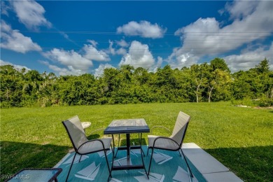 **Charming & Remodeled 2/2 Home in the 55+ Horizon Village on Six Lakes Country Club in Florida - for sale on GolfHomes.com, golf home, golf lot