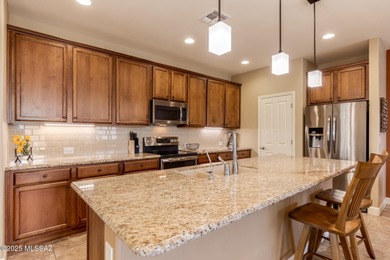 Effortless living in this beautifully maintained Villa. Perfect on Quail Creek Country Club  in Arizona - for sale on GolfHomes.com, golf home, golf lot