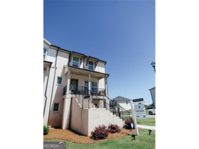 Like new, 4 bed / 3 full bath, end unit MODEL HOME!  Enjoy the on Northwood Country Club in Georgia - for sale on GolfHomes.com, golf home, golf lot