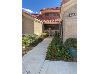 WOW! TURNKEY/MOVE IN READY GOLF COURSE LOCATION-BEAUTIFUL LUXURY on Highland Falls Golf Club in Nevada - for sale on GolfHomes.com, golf home, golf lot