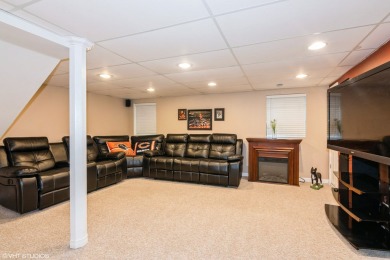 Welcome to Your Dream Home in Orchard Valley, Aurora!     Step on Orchard Valley Golf Course in Illinois - for sale on GolfHomes.com, golf home, golf lot