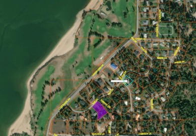 LAKE CASCADE VIEW! Affordable lake view homes like this rarely on Cascade Golf Course in Idaho - for sale on GolfHomes.com, golf home, golf lot