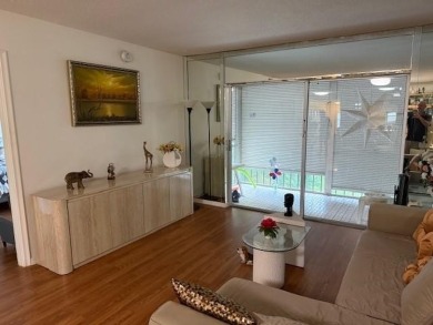 Welcome to Hollybrook Golf & Tennis Club! *** REC LEASE PAID IN on Hollybrook Golf and Tennis Club  in Florida - for sale on GolfHomes.com, golf home, golf lot