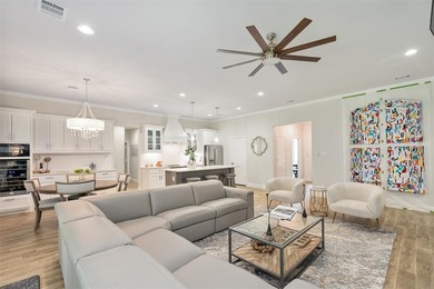 Welcome to Pinnacle Golf Club Living!

Located behind the 8th on Pinnacle Golf and Boat Club in Texas - for sale on GolfHomes.com, golf home, golf lot