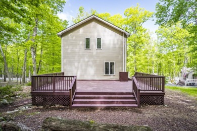 Welcome to 79 Muskegon Circle, a charming 3BR/2.5BA on Eagle Rock Golf and Ski Resort in Pennsylvania - for sale on GolfHomes.com, golf home, golf lot
