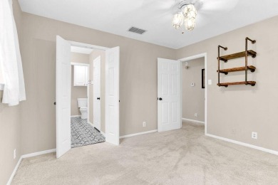 PRICED WELL BELOW APPRAISAL VALUE!! Beautiful 3, 2, 2 plus on Hide-A-Way Lake Golf Course in Texas - for sale on GolfHomes.com, golf home, golf lot