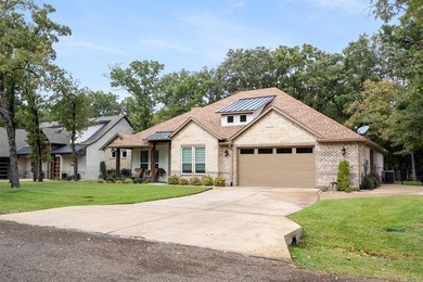 Welcome to Pinnacle Golf Club Living!

Located behind the 8th on Pinnacle Golf and Boat Club in Texas - for sale on GolfHomes.com, golf home, golf lot
