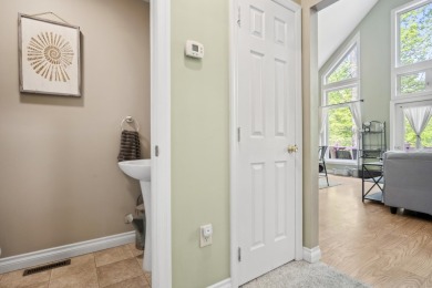 Welcome to 79 Muskegon Circle, a charming 3BR/2.5BA on Eagle Rock Golf and Ski Resort in Pennsylvania - for sale on GolfHomes.com, golf home, golf lot