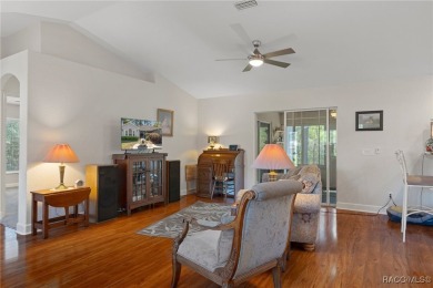 WHAT?? THIS SELLER IS OFFERING $10K FOR A NEW ROOF OR OFF THE on Citrus Springs Country Club in Florida - for sale on GolfHomes.com, golf home, golf lot