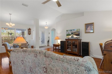 WHAT?? THIS SELLER IS OFFERING $10K FOR A NEW ROOF OR OFF THE on Citrus Springs Country Club in Florida - for sale on GolfHomes.com, golf home, golf lot