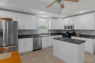 WHAT?? THIS SELLER IS OFFERING $10K FOR A NEW ROOF OR OFF THE on Citrus Springs Country Club in Florida - for sale on GolfHomes.com, golf home, golf lot