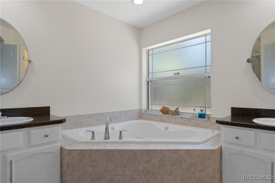 WHAT?? THIS SELLER IS OFFERING $10K FOR A NEW ROOF OR OFF THE on Citrus Springs Country Club in Florida - for sale on GolfHomes.com, golf home, golf lot