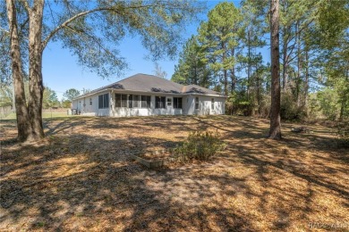 WHAT?? THIS SELLER IS OFFERING $10K FOR A NEW ROOF OR OFF THE on Citrus Springs Country Club in Florida - for sale on GolfHomes.com, golf home, golf lot