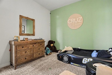 This beautifully upgraded single-family home is the perfect on Riverchase Golf Club in Texas - for sale on GolfHomes.com, golf home, golf lot