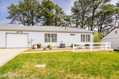 Beautifully maintained 2 bed, 2 bath Blair model in Leisure on Leisure Village West Assoc. in New Jersey - for sale on GolfHomes.com, golf home, golf lot