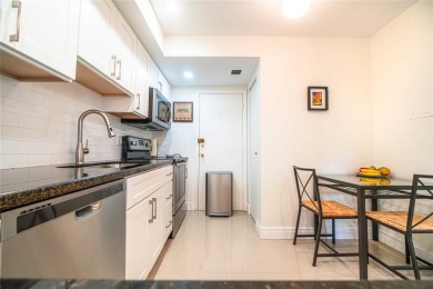 Bright & modern 1 bed/1.5 bath condo on prestigious Diplomat on  in Florida - for sale on GolfHomes.com, golf home, golf lot