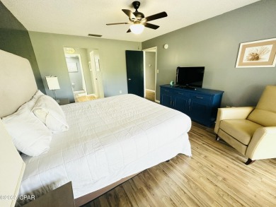 Beautiful resort-style 2 bedroom/2 bathroom condo located at the on Edgewater Beach Resort in Florida - for sale on GolfHomes.com, golf home, golf lot