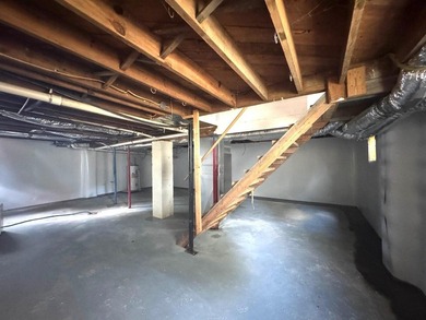 Discover this delightful two-bedroom, 1.5-bath residence nestled on Arlington Association in Kentucky - for sale on GolfHomes.com, golf home, golf lot