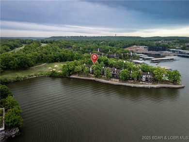 Beautifully Updated, Top Floor, 2 Bdrm, 2 Bath, Furnished on Seasons Ridge At Four Seasons in Missouri - for sale on GolfHomes.com, golf home, golf lot