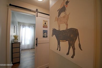 CLEAN and BETTER than turn-key! Welcome home to this beautifully on Daytona Beach Golf Club in Florida - for sale on GolfHomes.com, golf home, golf lot