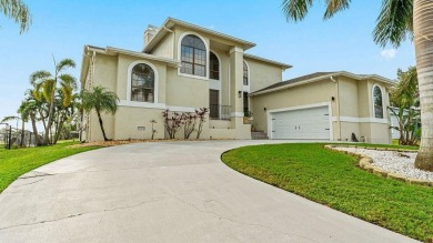 Welcome to 804 Golf Island Drive, a breathtaking 5-bedroom, 4 on Apollo Beach Golf and Sea Club in Florida - for sale on GolfHomes.com, golf home, golf lot