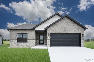 SPEND MORE TIME DOING THE THINGS YOU LOVE...Enjoy simplified on Far Oaks Golf Club in Illinois - for sale on GolfHomes.com, golf home, golf lot
