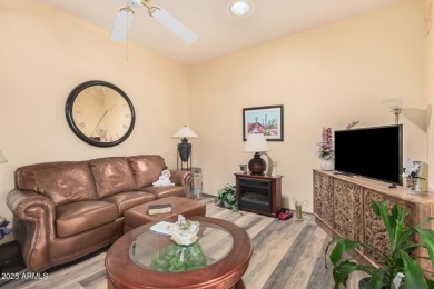 Come see this darling Phase 3 2 bedroom, 2 bath end unit. This on Sun City-Willow Creek / Willow Brook  in Arizona - for sale on GolfHomes.com, golf home, golf lot