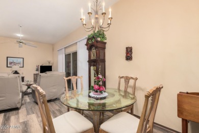 Come see this darling Phase 3 2 bedroom, 2 bath end unit. This on Sun City-Willow Creek / Willow Brook  in Arizona - for sale on GolfHomes.com, golf home, golf lot