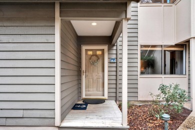 This beautifully remodeled 1-bedroom, 1-bath condo is located in on Arcadian Shores Golf Club in South Carolina - for sale on GolfHomes.com, golf home, golf lot