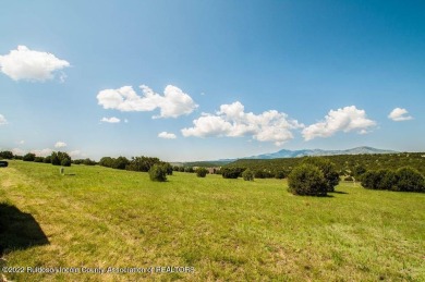 FABULOUS VIEWS FROM THIS APPROX. 0.515 ACRE LOT! Rainmakers is a on Rainmakers Golf Course in New Mexico - for sale on GolfHomes.com, golf home, golf lot