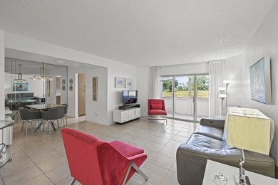 Light, bright, & timelessly renovated 2-bed, 2-bath, 1st-floor on Poinciana Golf Club in Florida - for sale on GolfHomes.com, golf home, golf lot