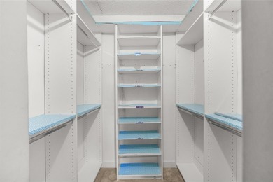 HANDYMAN SPECIAL! This 1-bedroom, 1.5-bath unit offers beautiful on Oriole Golf and Tennis Club in Florida - for sale on GolfHomes.com, golf home, golf lot