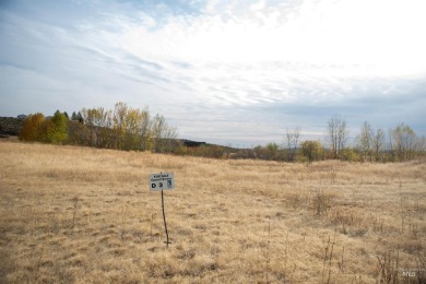 Don't miss this chance to build your forever home on a touch on Council Mountain Golf Course in Idaho - for sale on GolfHomes.com, golf home, golf lot