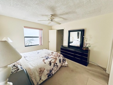 Don't miss out on this 1st floor corner condo. Parking right out on Forest Oaks Golf Club in Florida - for sale on GolfHomes.com, golf home, golf lot