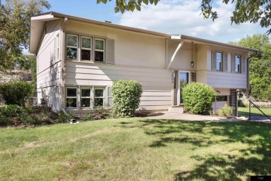 Justin Peffer, M: , jfpeffer,   - Welcome to your dream home in on Warren Swigart Municipal Golf Course in Nebraska - for sale on GolfHomes.com, golf home, golf lot