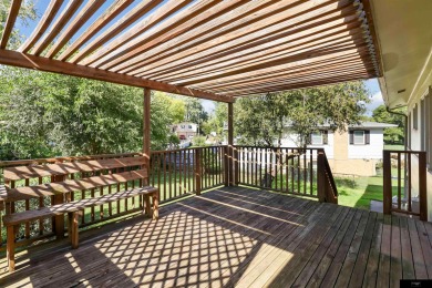Justin Peffer, M: , jfpeffer,   - Welcome to your dream home in on Warren Swigart Municipal Golf Course in Nebraska - for sale on GolfHomes.com, golf home, golf lot