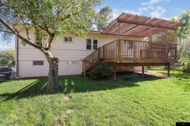 Justin Peffer, M: , jfpeffer,   - Welcome to your dream home in on Warren Swigart Municipal Golf Course in Nebraska - for sale on GolfHomes.com, golf home, golf lot