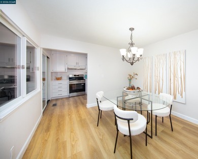 Unique Rossmoor Pinehurst Model Condo that comes with your own on Rossmoor Golf Course in California - for sale on GolfHomes.com, golf home, golf lot