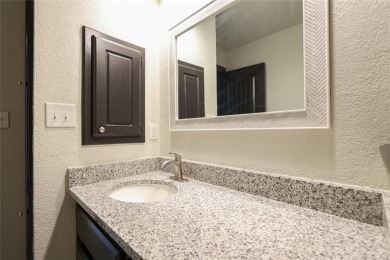 Golf Lover's Dream!
This 3-bedroom, 2-bath home with a 2-car on  in Oklahoma - for sale on GolfHomes.com, golf home, golf lot