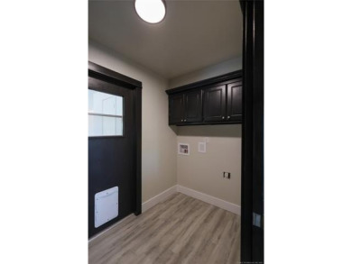 Golf Lover's Dream!
This 3-bedroom, 2-bath home with a 2-car on  in Oklahoma - for sale on GolfHomes.com, golf home, golf lot