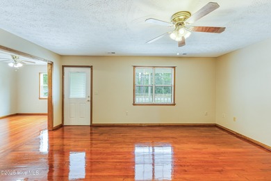 Looking for a Big Private Yard and a nice Handicapped equipped on The Lakes Country Club in North Carolina - for sale on GolfHomes.com, golf home, golf lot