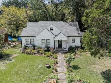 PERFECT OPPORTUNITY FOR A SAVVY BUYER OR INVESTOR! Drive up and on Alfred Tup Holmes Golf Course in Georgia - for sale on GolfHomes.com, golf home, golf lot