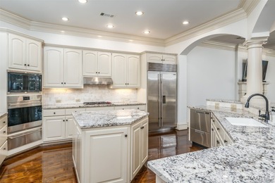 LUXURIOUS GOLF COURSE LIVING IN WYNLAKES. Experience refined on Wynlakes Golf and Country Club in Alabama - for sale on GolfHomes.com, golf home, golf lot